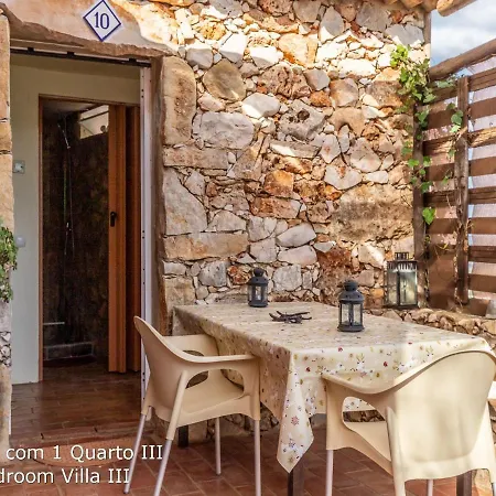 فيلة Akivillas Village